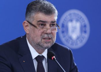 Opinia lui Marcel Ciolacu Magazinele rămân deschise în weekend