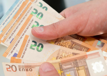 Date statistice privind salariile din Ungaria și România Perspective asupra discrepanțelor salariale dintre Ungaria și România