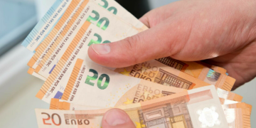 Date statistice privind salariile din Ungaria și România Perspective asupra discrepanțelor salariale dintre Ungaria și România