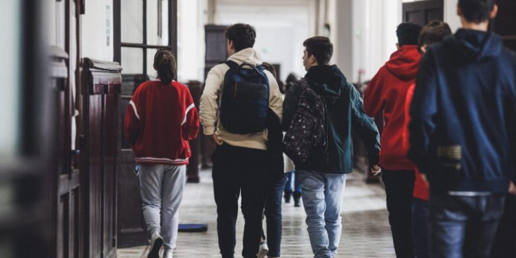 Ministerul Educației burselor școlare