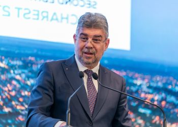 Moneda în care este contractată datoria Ritmul de creștere al economiei