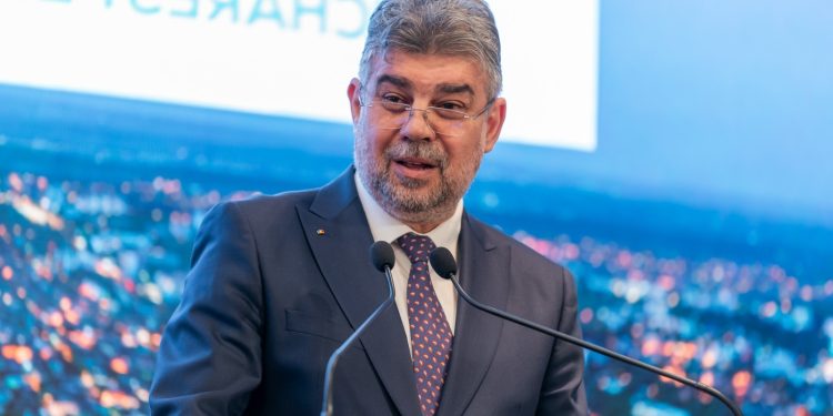 Moneda în care este contractată datoria Ritmul de creștere al economiei