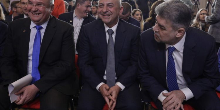 Susținerea publică a lui Cîrstoiu Acuzații privind activitatea sa