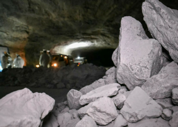 tranziția ecologică mine de magneziu