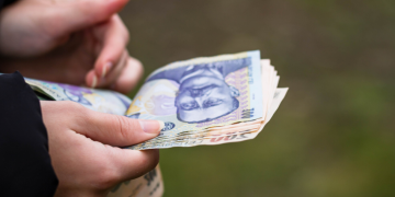 reduceri de consum activitate de 16 ani sume de peste 135 de miliarde de lei randament mediu de 7,8%