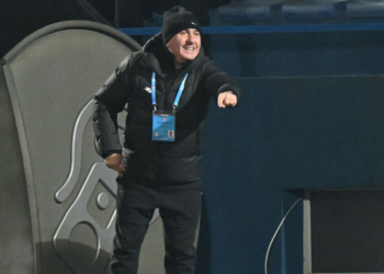 farul constanța - rapid bucureşti