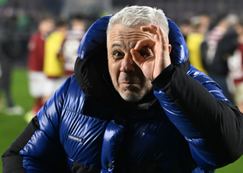 Rapid București Farul Constanța FCSB vs Rapid transferuri fotbal România cartonaș galben