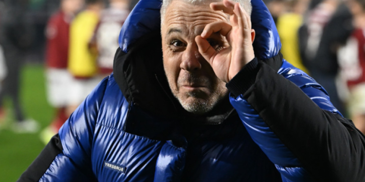 Rapid București Farul Constanța FCSB vs Rapid transferuri fotbal România cartonaș galben