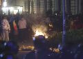 Violențe în București după decizia BEC: Proteste agresive, incendii și confruntări cu jandarmii