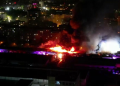 Incendiul din Pantelimon nu a fost stins nici după o noapte întreagă. Alerte în patru sectoare, hala fără autorizație ISU