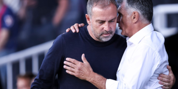 Olympiacos, umilită de Barcelona cu 6-1 în Liga Campionilor. Antrenorul Jose Luis Mendilibar acuză vehement arbitrajul: „Ne-au luat totul!”