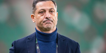 Universitatea Craiova avea deja în plan înlocuirea lui Mirel Rădoi. Filipe Coelho, noul antrenor al oltenilor